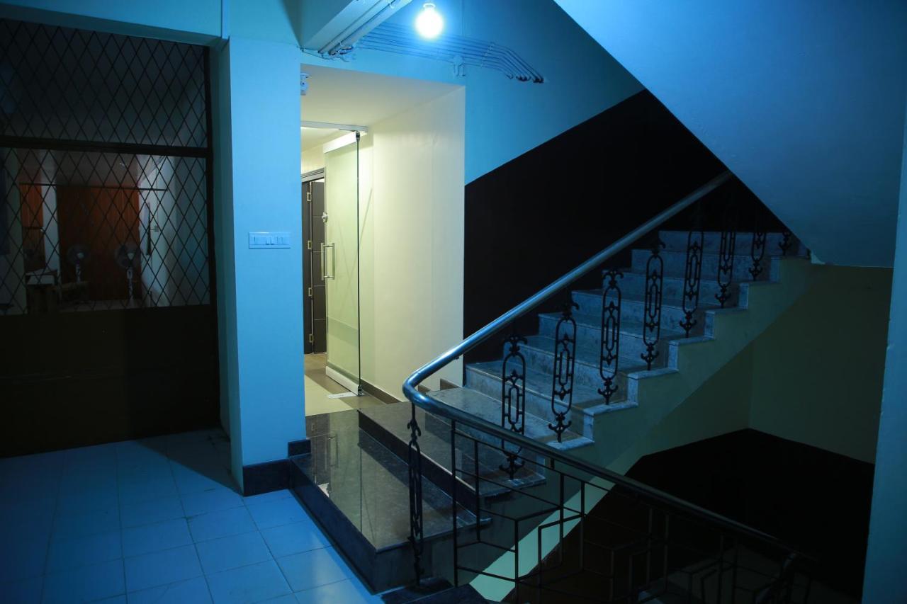 Kalathil Tourist Home Kunnamkulam Extérieur photo