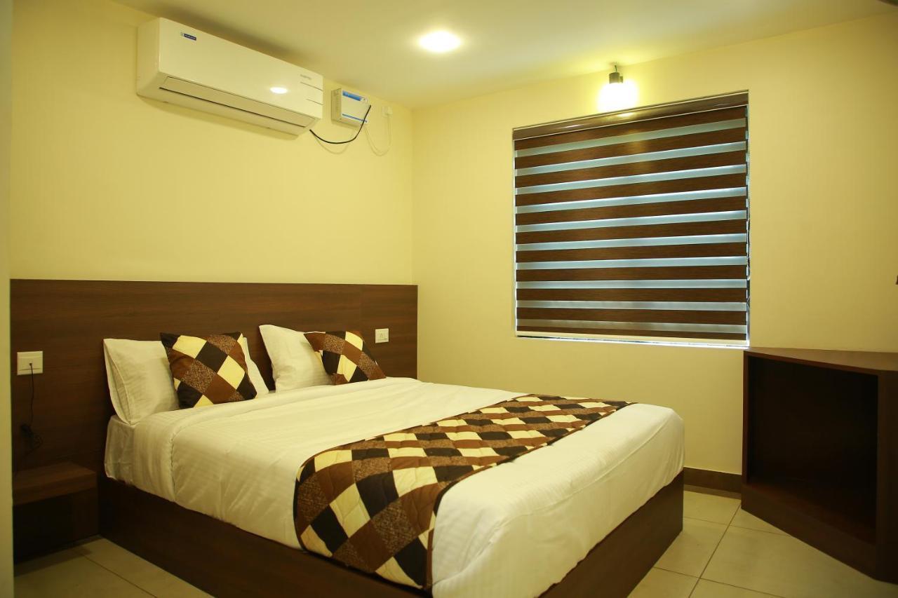 Kalathil Tourist Home Kunnamkulam Extérieur photo